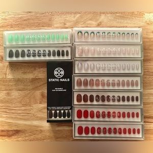 Lot of 10 Sets - Static Nails Reusable Pop-On Manicure